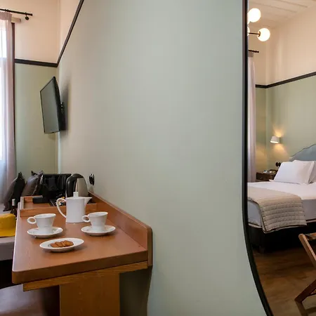 Mosaic Venetian Harbour Hotel *